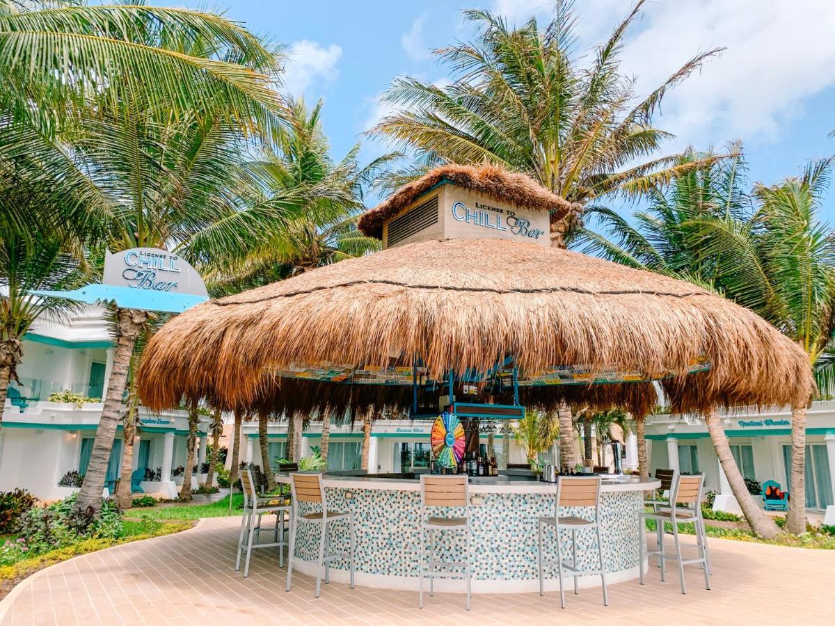 פוארטו מורלוס Margaritaville Island Reserve Riviera Cancun - A Karisma All-Inclusive Experience For All (Adults Only) מראה חיצוני תמונה