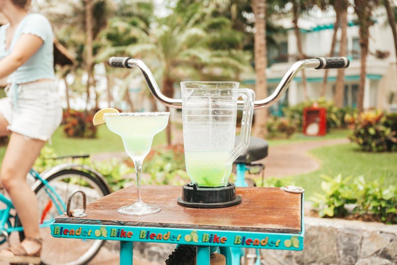 פוארטו מורלוס Margaritaville Island Reserve Riviera Cancun - A Karisma All-Inclusive Experience For All (Adults Only) מראה חיצוני תמונה