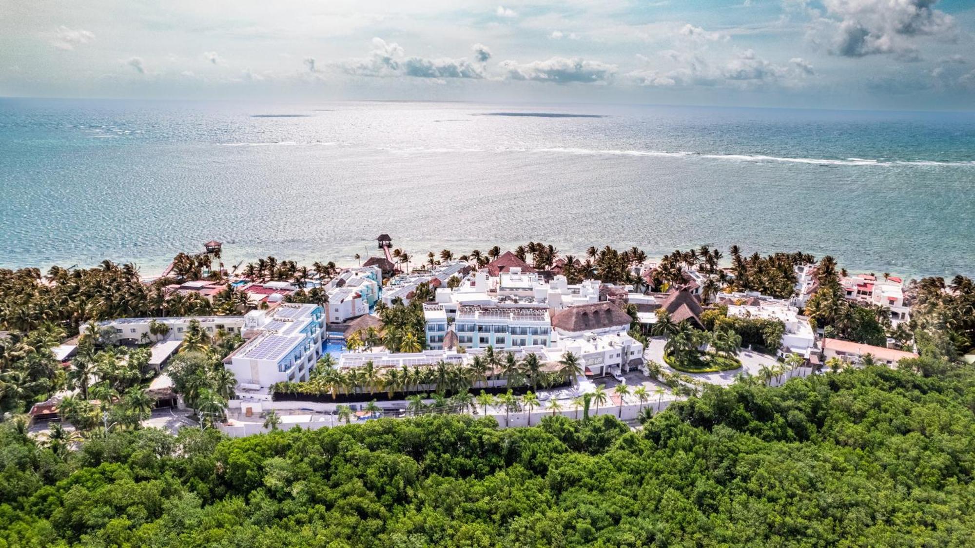 פוארטו מורלוס Margaritaville Island Reserve Riviera Cancun - A Karisma All-Inclusive Experience For All (Adults Only) מראה חיצוני תמונה